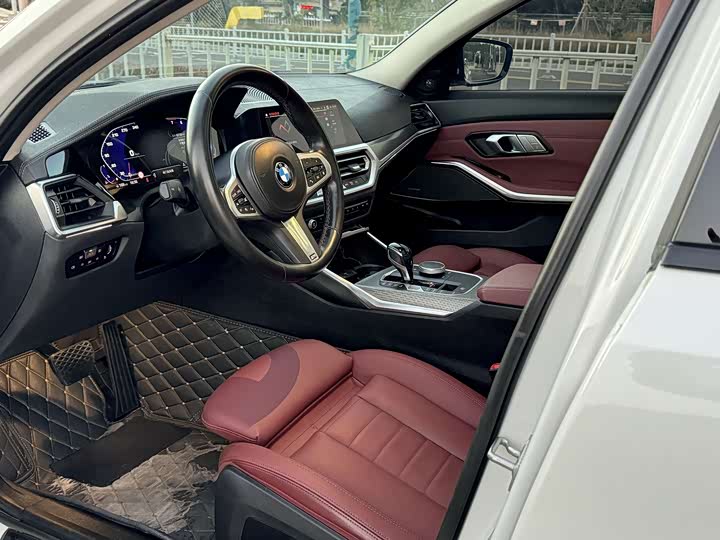 Фото 7 - BMW 3 Series