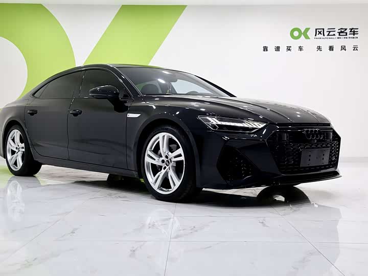 Фото 3 - Audi A7L