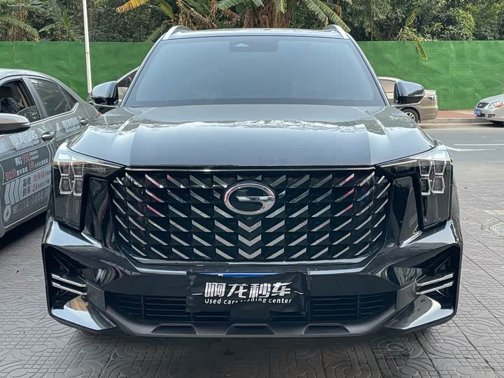 Фото 2 - GAC Trumpchi GS8