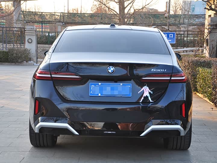 Фото 4 - BMW 5 Series