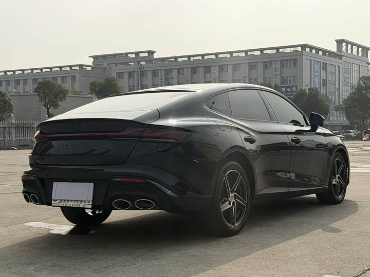 Фото 6 - MG Motor 7