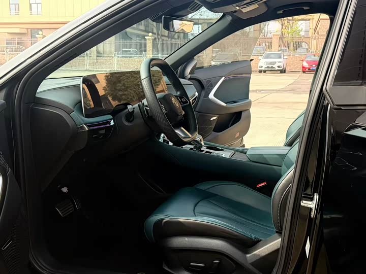 Фото 8 - MG Motor 7