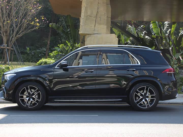 Фото 3 - Mercedes-Benz GLE-Class AMG