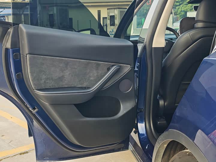 Фото 7 - Tesla Model Y