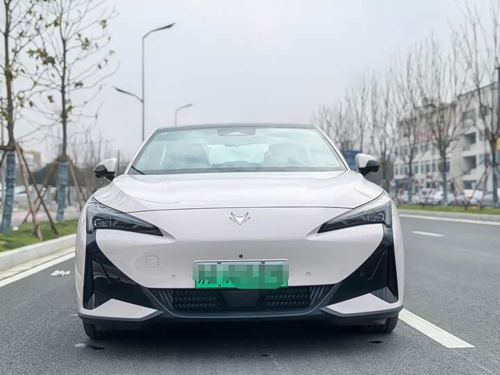 Фото 2 - BAIC Arcfox Alpha S5