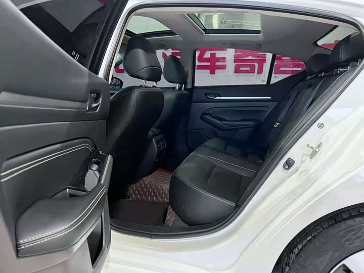 Фото 6 - Nissan Teana