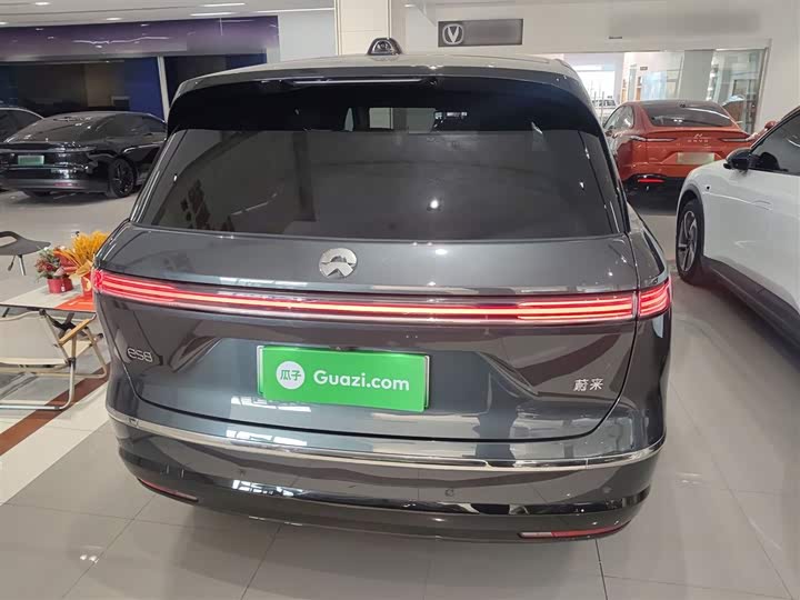 Фото 6 - Nio ES8