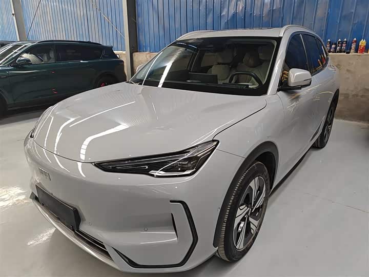 Фото 2 - Geely Galaxy E5