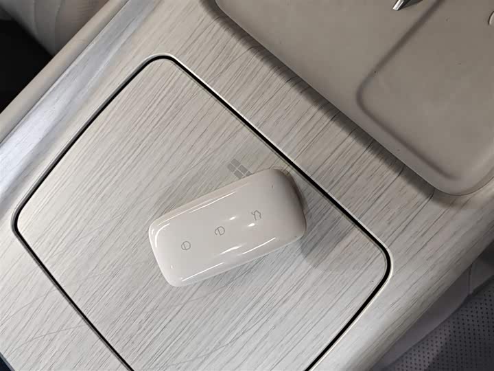 Фото 9 - Geely Galaxy E5