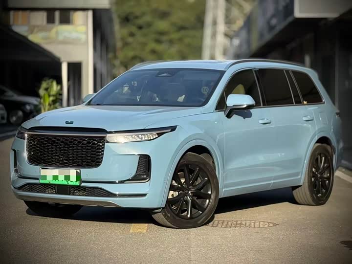 Фото 1 - LiXiang One