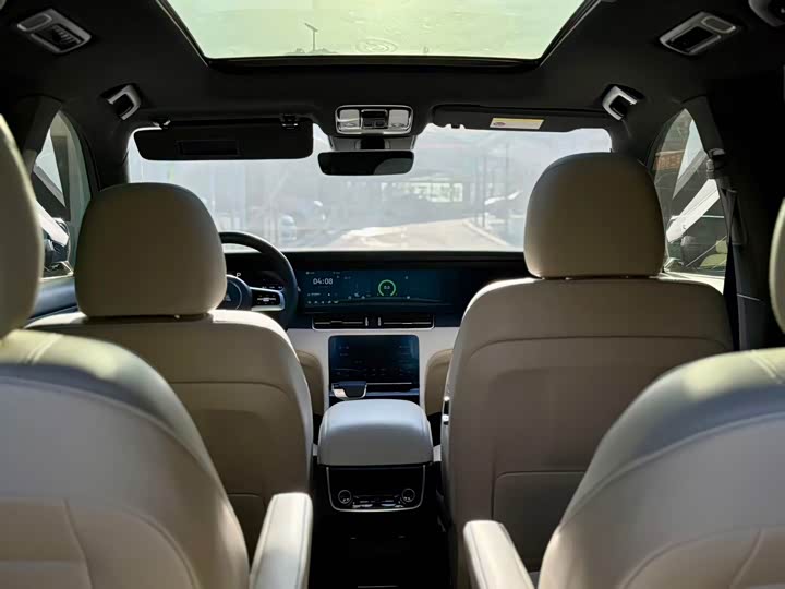 Фото 8 - LiXiang One