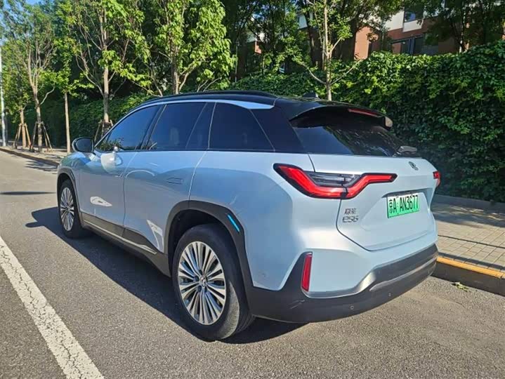 Фото 7 - Nio ES6