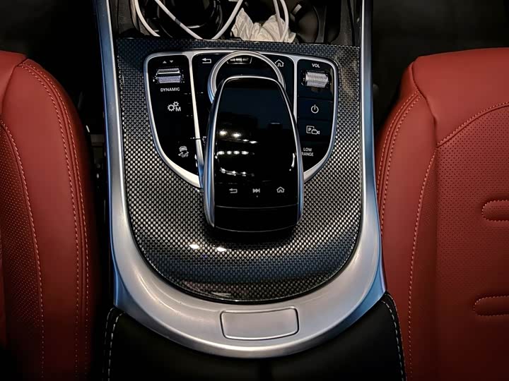 Фото 9 - Mercedes-Benz G-Class