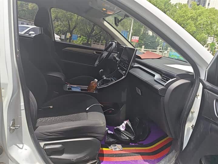 Фото 8 - Haval M6