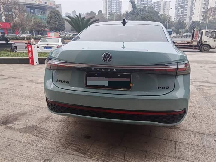 Фото 4 - Volkswagen Passat