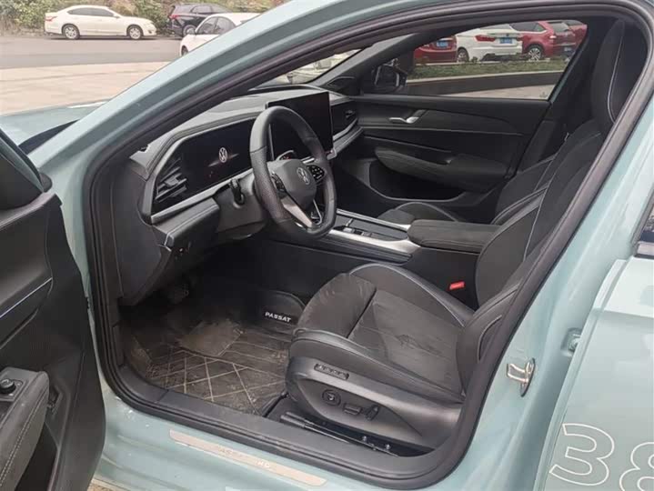 Фото 6 - Volkswagen Passat