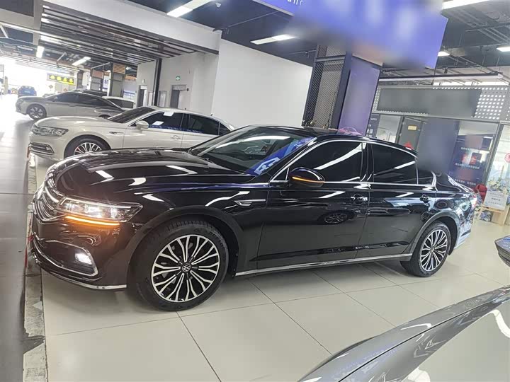 Фото 5 - Volkswagen Phideon