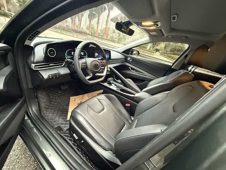 Фото 6 - Hyundai Elantra N line