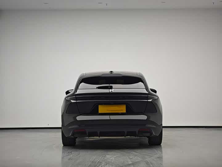 Фото 4 - Nio ET5T