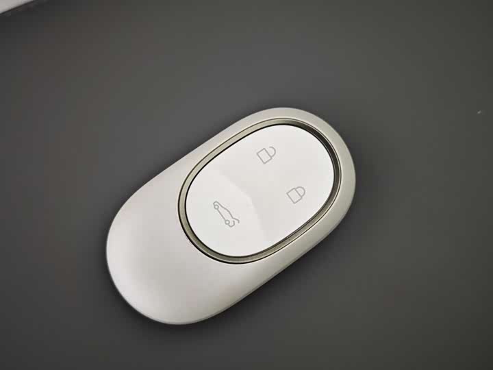 Фото 9 - Nio ET5T