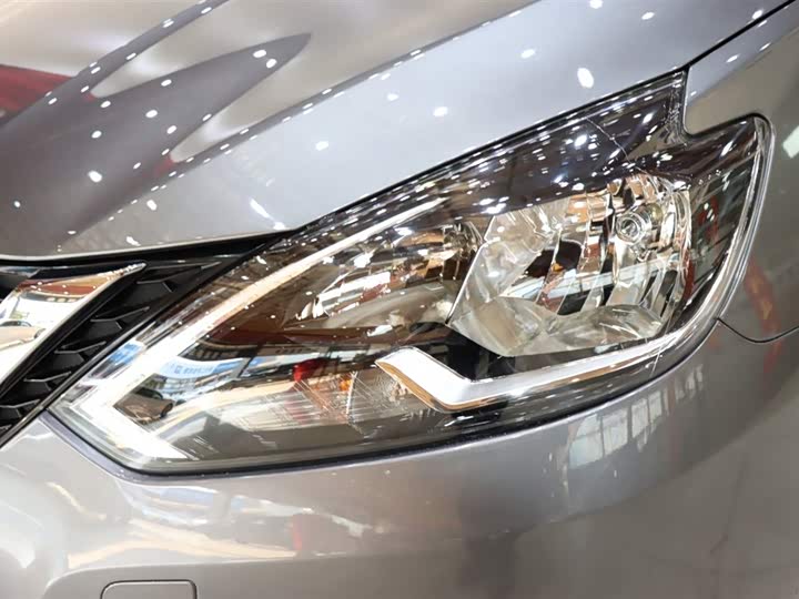 Фото 7 - Nissan Sylphy