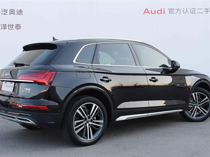 Фото 4 - Audi Q5L
