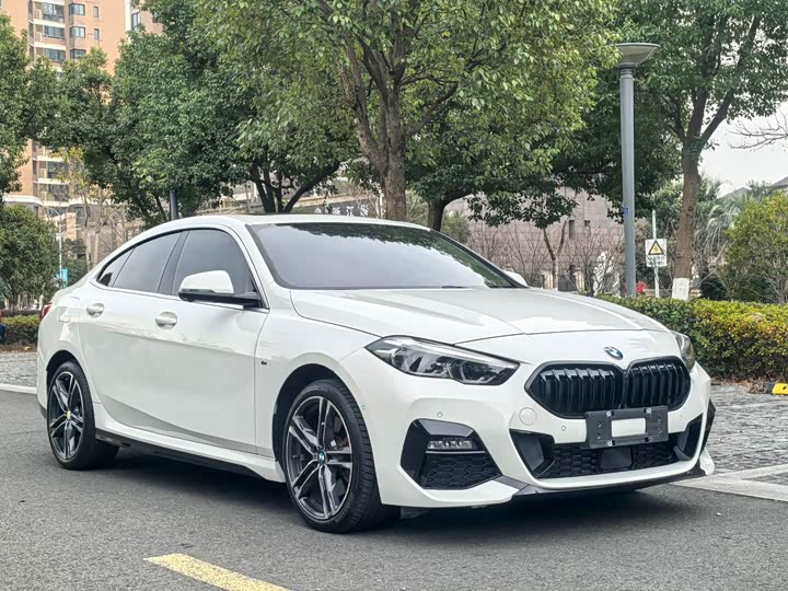 Фото 3 - BMW 2 Series