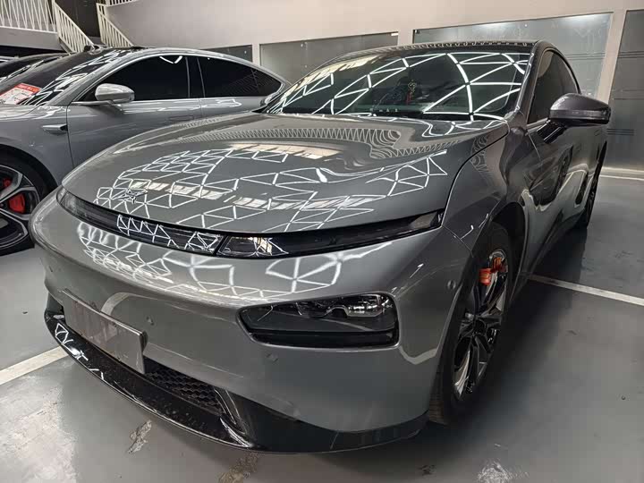 Фото 1 - XPeng P7