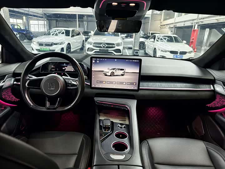 Фото 5 - Zeekr 001