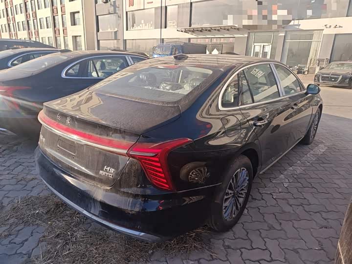 Фото 7 - Hongqi H5