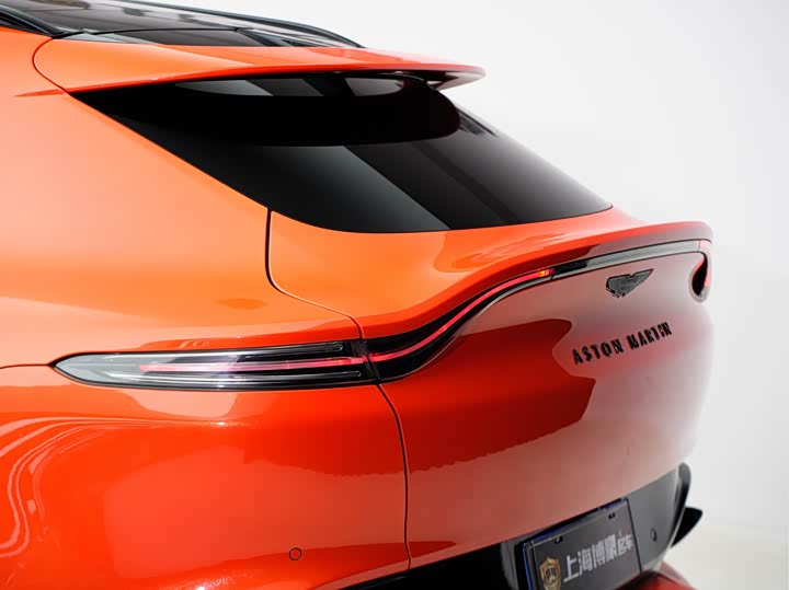 Фото 7 - Aston Martin DBX