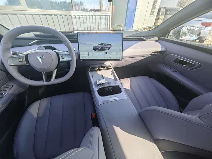 Фото 9 - Changan Deepal L06