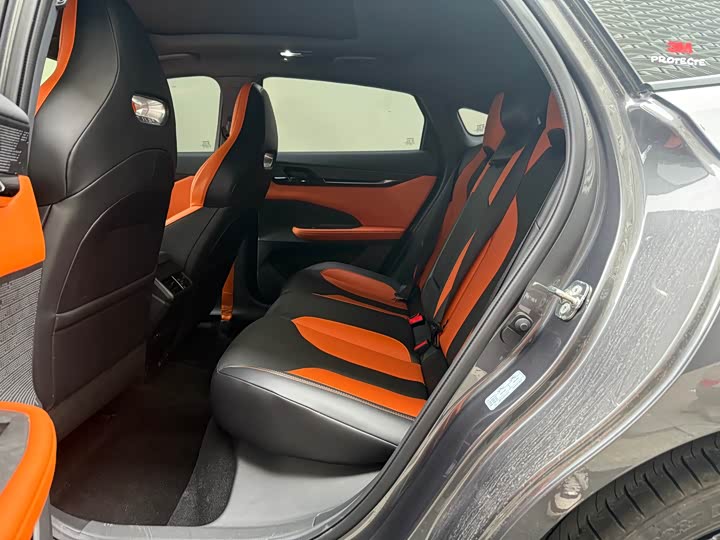 Фото 6 - Changan UNI-V