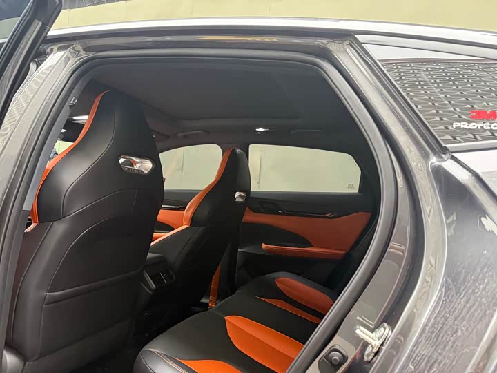 Фото 7 - Changan UNI-V