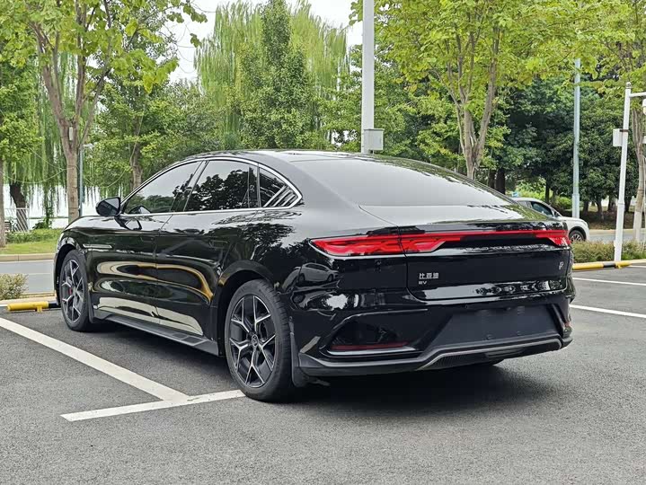 Фото 7 - BYD Han