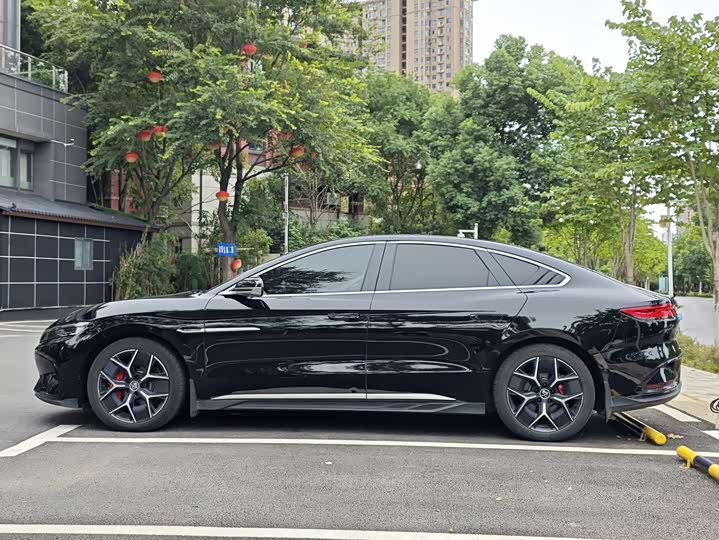 Фото 8 - BYD Han