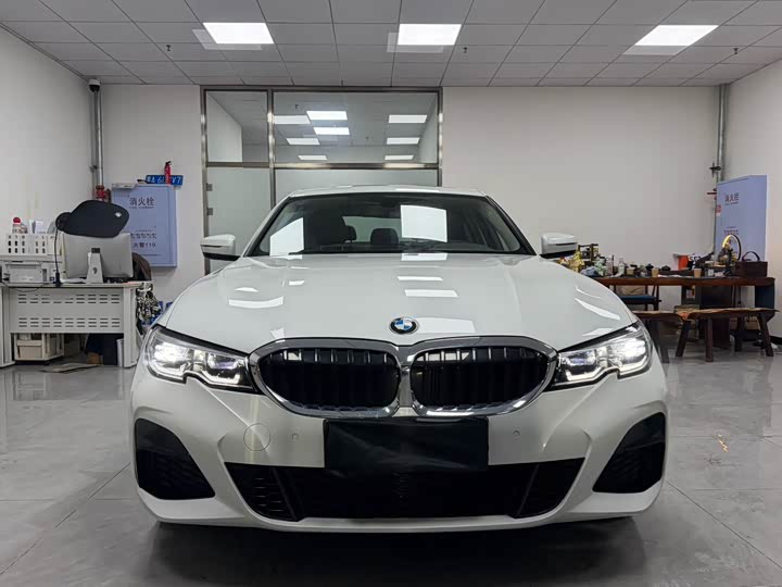 Фото 4 - BMW 3 Series