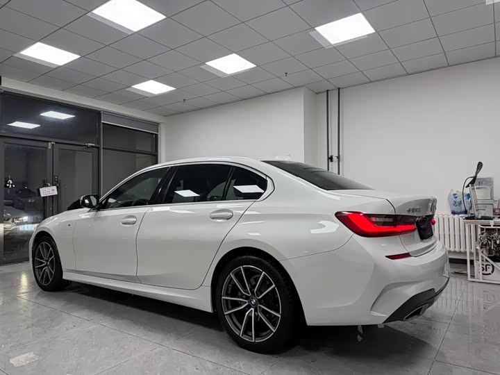 Фото 6 - BMW 3 Series