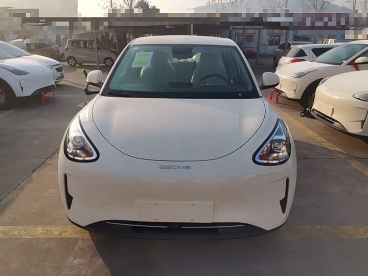 Фото 3 - Geely Galaxy Geome