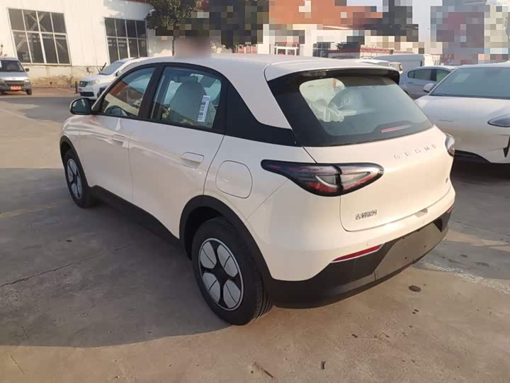 Фото 5 - Geely Galaxy Geome