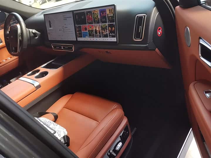 Фото 8 - LiXiang L7