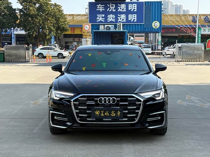 Фото 2 - Audi A6L