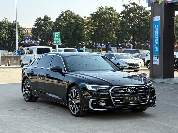 Фото 3 - Audi A6L
