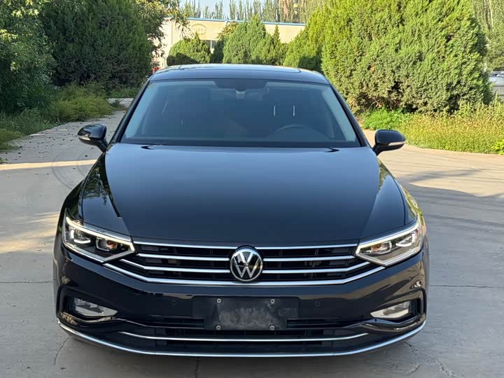 Фото 2 - Volkswagen Magotan