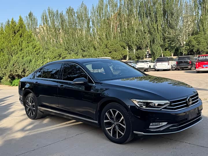 Фото 3 - Volkswagen Magotan