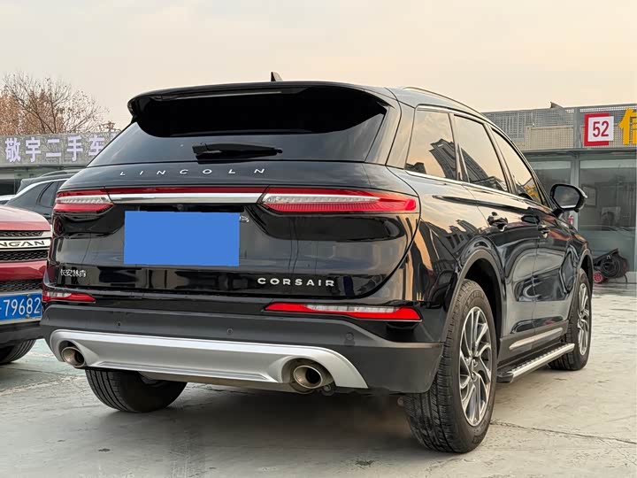 Фото 6 - Lincoln Corsair