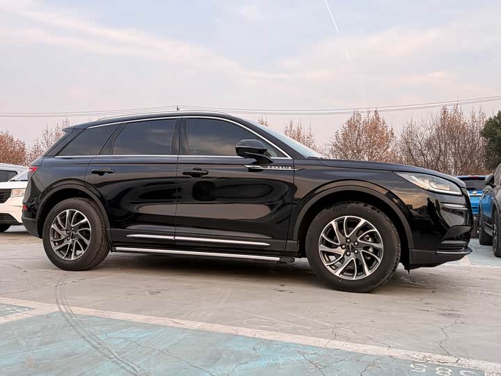 Фото 7 - Lincoln Corsair