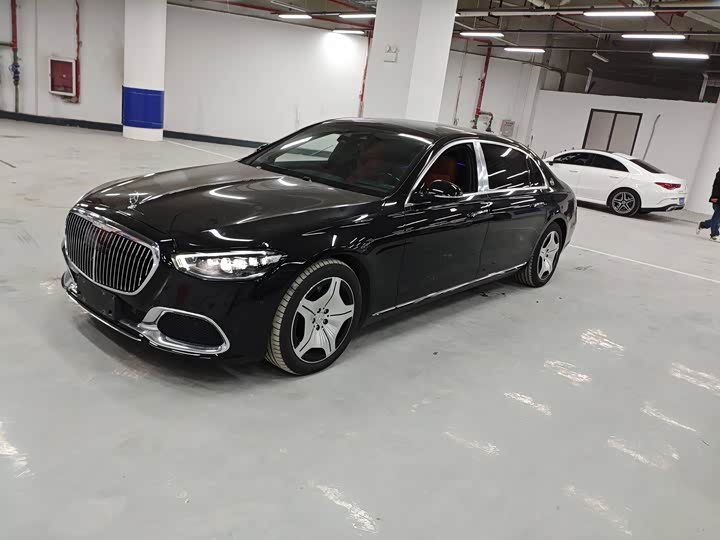 Фото 1 - Mercedes-Benz Maybach S-Class