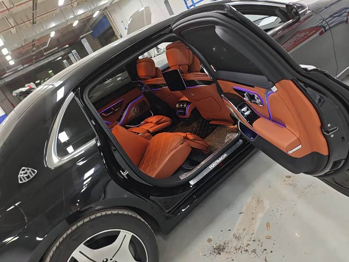 Фото 7 - Mercedes-Benz Maybach S-Class