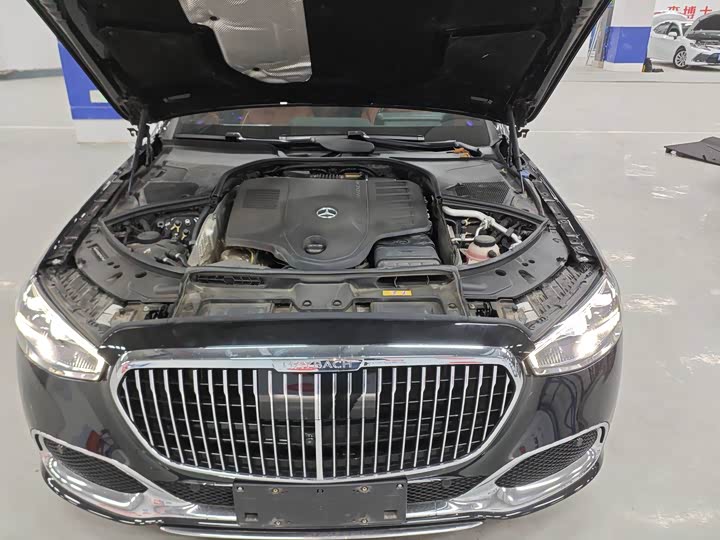 Фото 9 - Mercedes-Benz Maybach S-Class